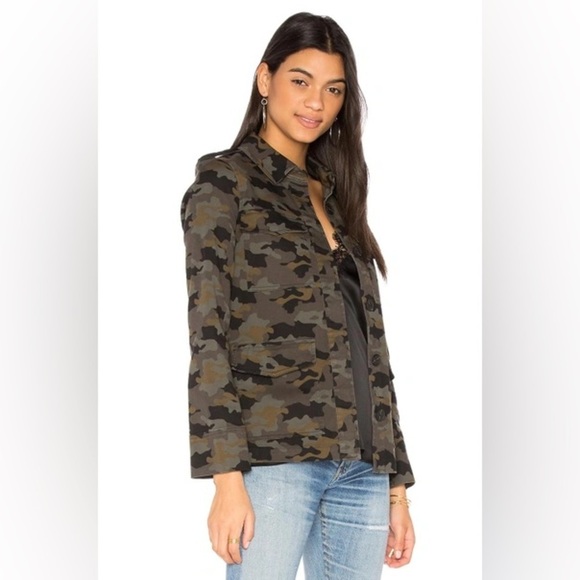 NWOT L'AGENCE Cromwell Camouflage Military Jacket Green Multi Casual Women Small - Picture 1 of 14